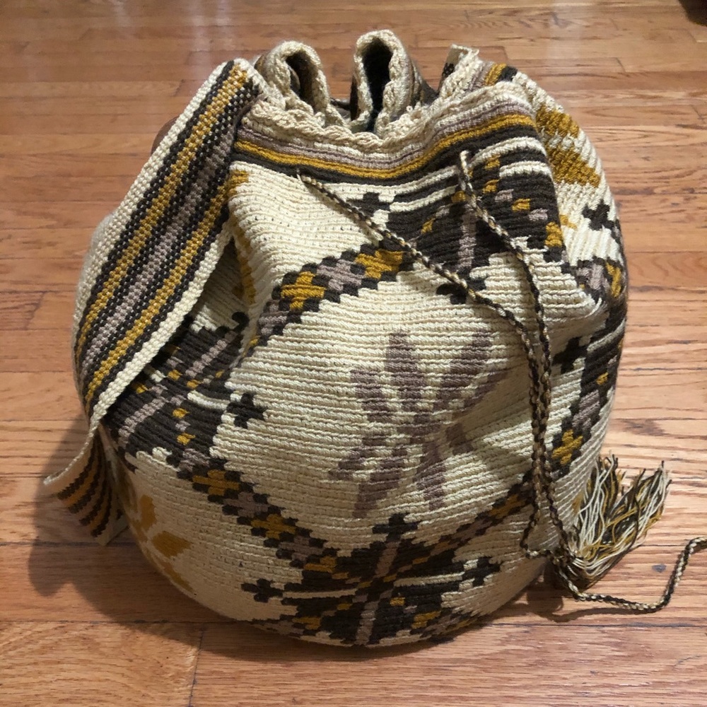 Shoulder bag